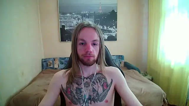 Snapshot of AdamDickens chatting on 05.15.26 AdamDickens online show from 05.15.26