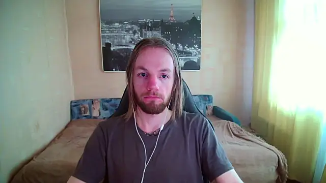 Snapshot of AdamDickens chatting on 06.03.26 AdamDickens online show from 06.03.26
