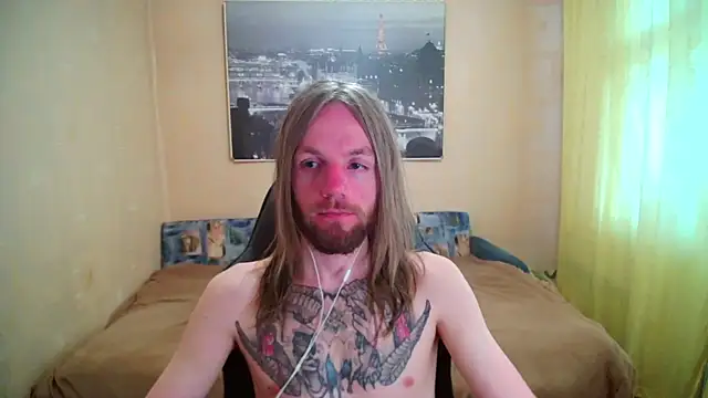 Snapshot of AdamDickens chatting on 06.20.26 AdamDickens online show from 06.20.26
