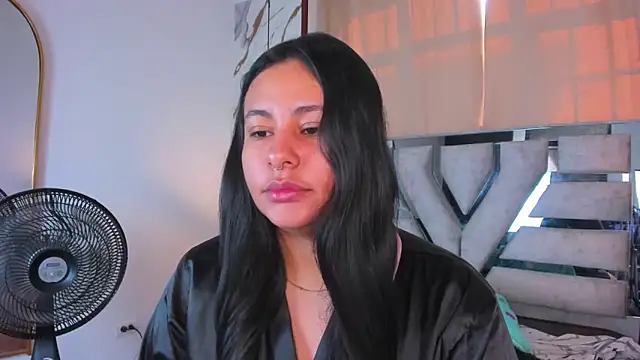 Snapshot of SamaelAndLilitt chatting on 05.17.26 SamaelAndLilitt online show from 05.17.26