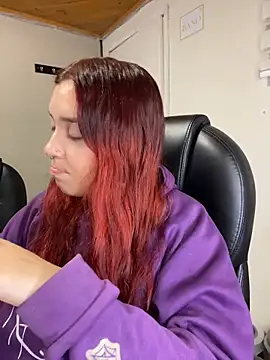 Karen18 boobs online show from 02.28.26