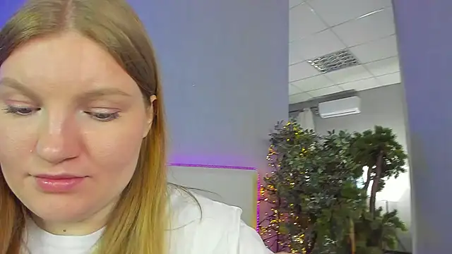 AshleyJoness online show from 05.12.26