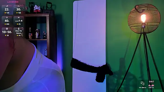 LiamCarterX online show from 10.25.25