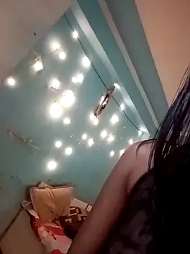 Snapshot of RENUKA_RAJPUT chatting on 04.23.26 RENUKA RAJPUT online show from 04.23.26