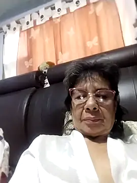 Snapshot of OliviaMorris1 chatting on 09.28.25 OliviaMorris1 online show from 09.28.25