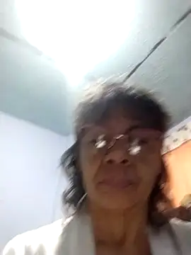 Snapshot of OliviaMorris1 chatting on 10.02.25 OliviaMorris1 online show from 10.02.25