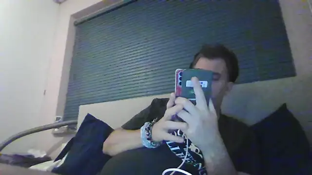 Snapshot of JasperGeil chatting on 10.06.25 JasperGeil online show from 10.06.25