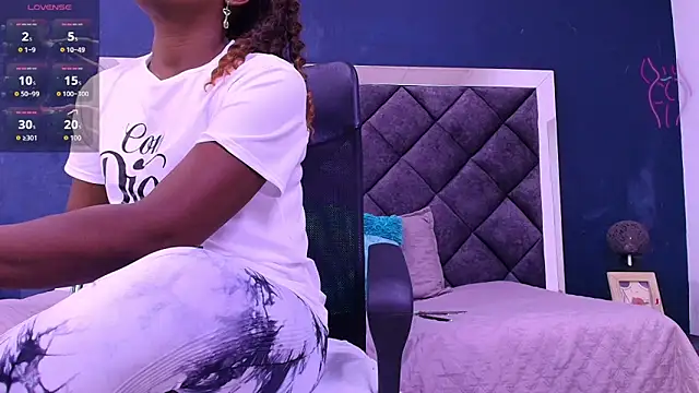 Snapshot of ebony__jheim chatting on 03.04.26 ebony jheim online show from 03.04.26