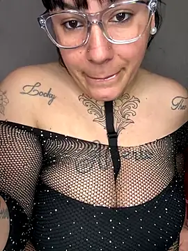 Snapshot of valen1891 chatting on 10.07.25 valen1891 online show from 10.07.25