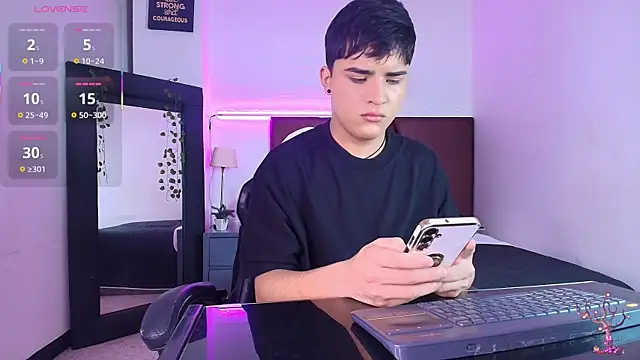 Lucass love online show from 10.18.25