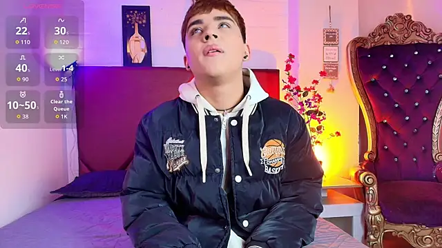 Lucass love online show from 04.21.26