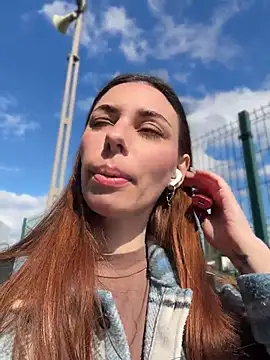 Snapshot of Amelie_Crosby chatting on 06.14.26 Amelie Crosby online show from 06.14.26