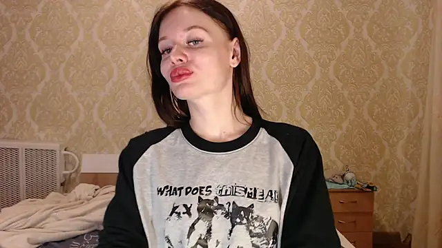 Kitkaat00 online show from 10.03.25