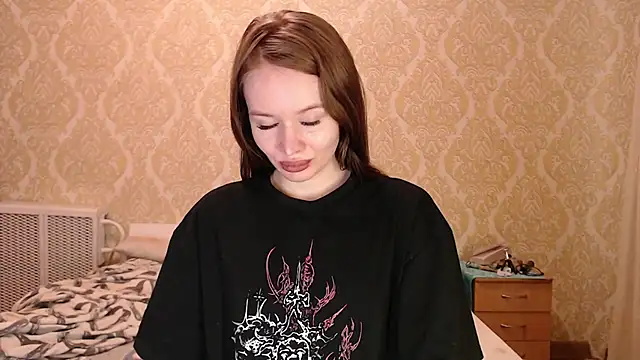 Kitkaat00 online show from 12.04.25