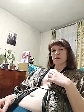 Snapshot of Flower2931 chatting on 02.28.26 Flower2931 online show from 02.28.26