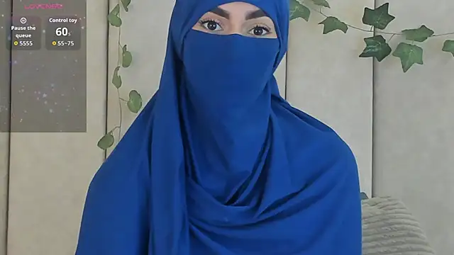  Zahiira  online show from 10.07.25