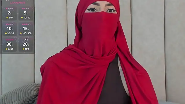  Zahiira  online show from 01.06.26