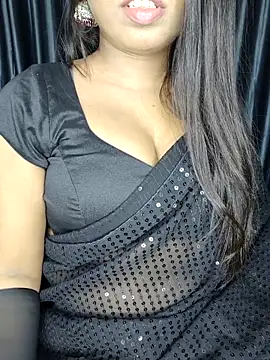 Snapshot of Webrowncouple chatting on 09.08.25 Webrowncouple online show from 09.08.25