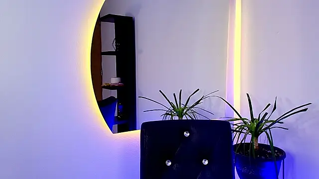 Sophie Janner online show from 02.03.26