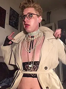 Sissy Cindy Whore online show from 03.17.25