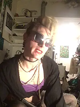 Snapshot of Sissy_Cindy_Whore chatting on 03.31.26 Sissy Cindy Whore online show from 03.31.26