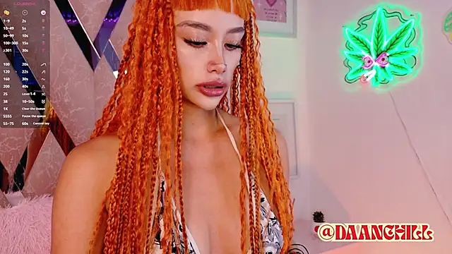 ScarlettRusso1 online show from 03.17.26