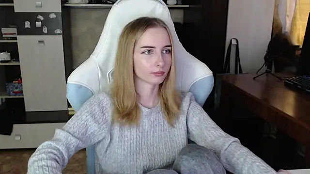 Cutti Crystal online show from 10.11.25