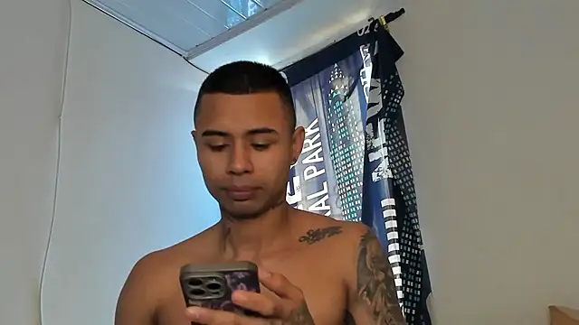  Logan Colton  online show from 02.11.26