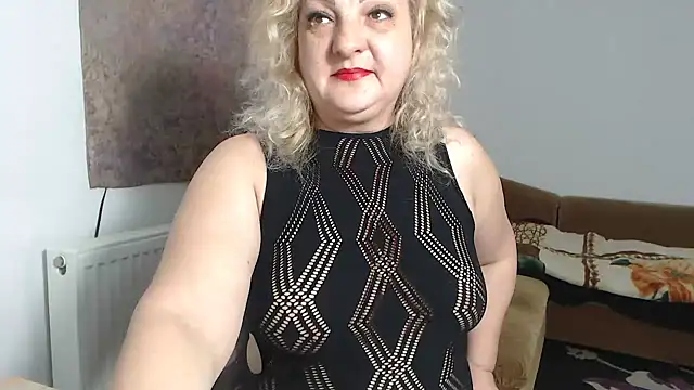 Snapshot of clarabbw47 chatting on 03.18.26 clarabbw47 online show from 03.18.26