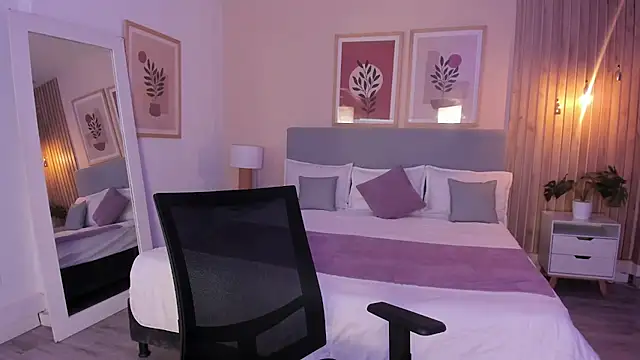 AuroraEvanss online show from 07.02.26