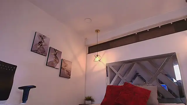 Rossi ss1 online show from 04.16.26