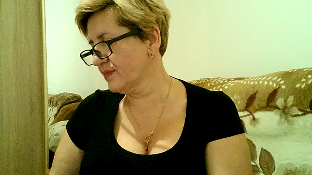 Dana4921 online show from 12.13.25