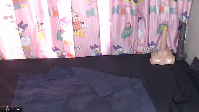 Snapshot of TrishahXo chatting on 03.27.26 TrishahXo online show from 03.27.26