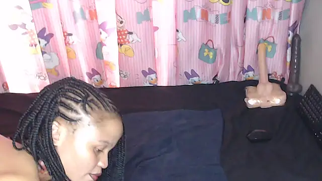 Snapshot of TrishahXo chatting on 03.29.26 TrishahXo online show from 03.29.26