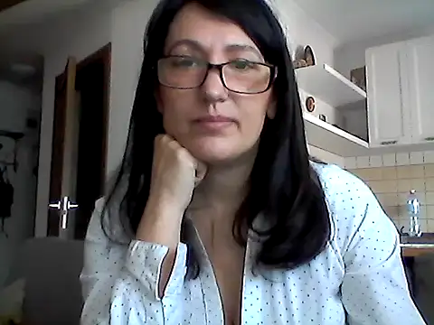 Elena48324 online show from 04.12.26