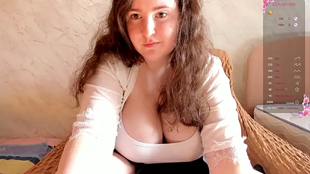 Snapshot of alice_allens chatting on 05.23.26 alice allens online show from 05.23.26