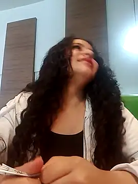 Yaya watson online show from 10.07.25