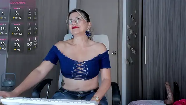 Snapshot of Ariana_costa chatting on 02.06.26 Ariana costa online show from 02.06.26