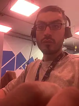 malek xarx  online show from 12.03.25