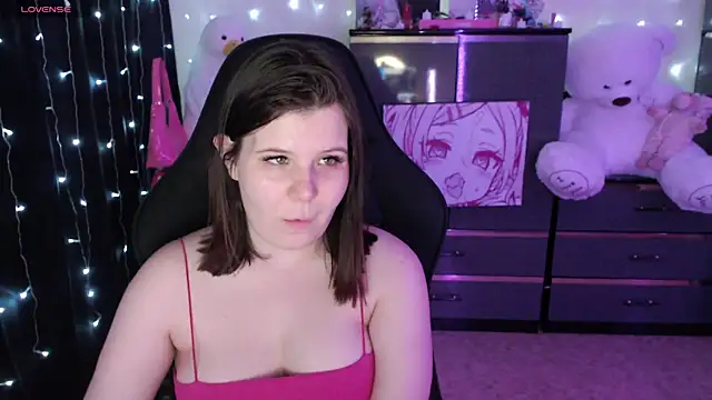 Snapshot of AmyVibess chatting on 12.02.25 AmyVibess online show from 12.02.25