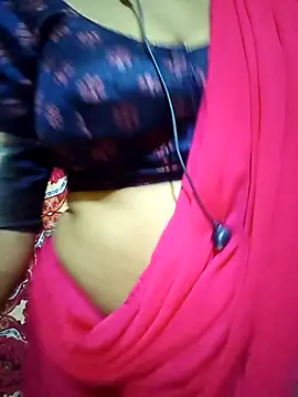 Snapshot of Tamil_Mohini chatting on 02.18.26 Tamil Mohini online show from 02.18.26