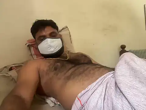 Snapshot of HandsomeMche chatting on 11.06.25 HandsomeMche online show from 11.06.25