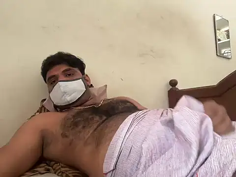 Snapshot of HandsomeMche chatting on 11.27.25 HandsomeMche online show from 11.27.25