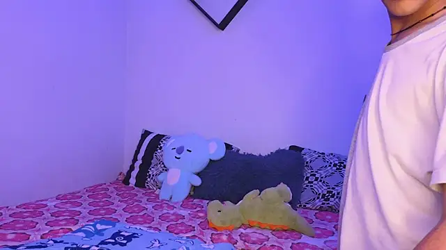 Snapshot of Danny_cute_05 chatting on 09.14.25 Danny cute 05 online show from 09.14.25