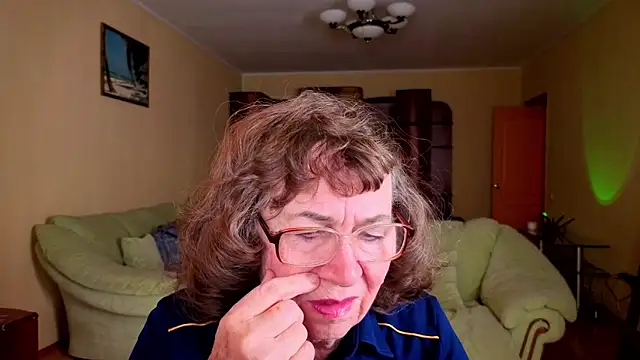 Snapshot of Betty_Brick chatting on 01.19.26 Betty Brick online show from 01.19.26