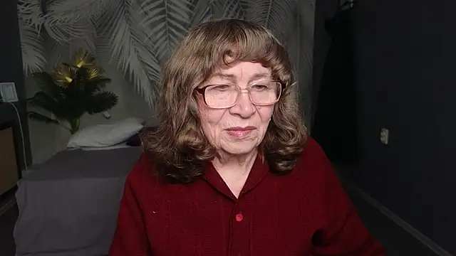Betty Brick online show from 04.19.26