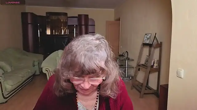 Betty Brick online show from 04.29.26