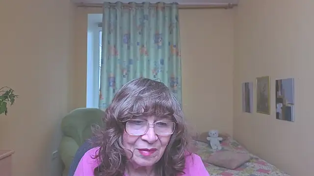 Betty Brick online show from 05.07.26