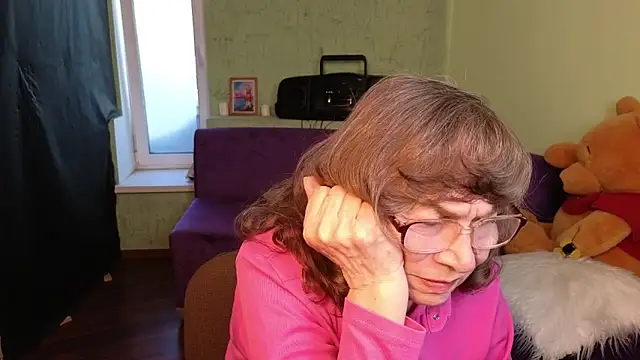 Betty Brick online show from 05.28.26