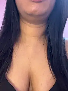 Snapshot of tamil_Aarathi chatting on 07.05.26 tamil Aarathi online show from 07.05.26